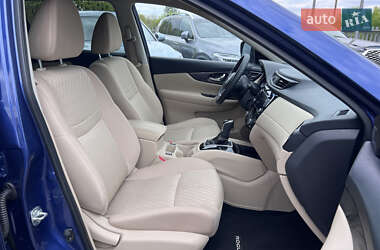 Внедорожник / Кроссовер Nissan Rogue 2020 в 