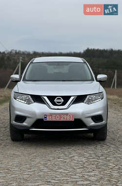 Внедорожник / Кроссовер Nissan Rogue 2015 в Виннице