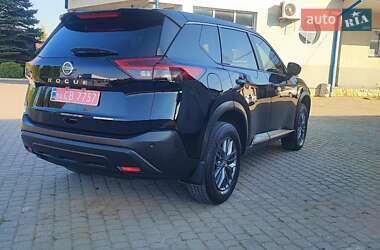Внедорожник / Кроссовер Nissan Rogue 2021 в 