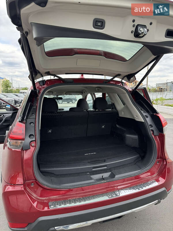 Позашляховик / Кросовер Nissan Rogue 2018 в Вінниці