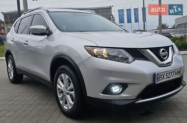 Позашляховик / Кросовер Nissan Rogue 2015 в 