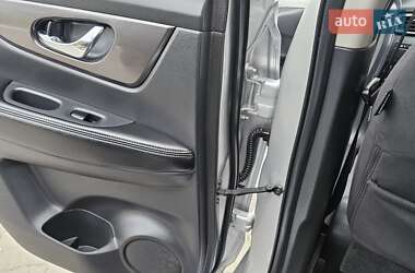 Позашляховик / Кросовер Nissan Rogue 2015 в 