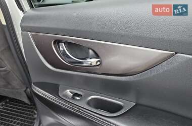 Позашляховик / Кросовер Nissan Rogue 2015 в 
