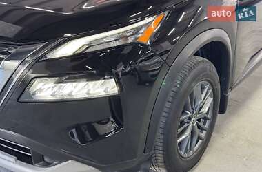 Внедорожник / Кроссовер Nissan Rogue 2020 в 