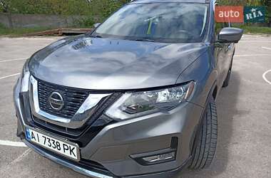Внедорожник / Кроссовер Nissan Rogue 2019 в 