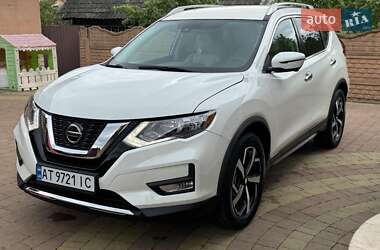 Позашляховик / Кросовер Nissan Rogue 2019 в 