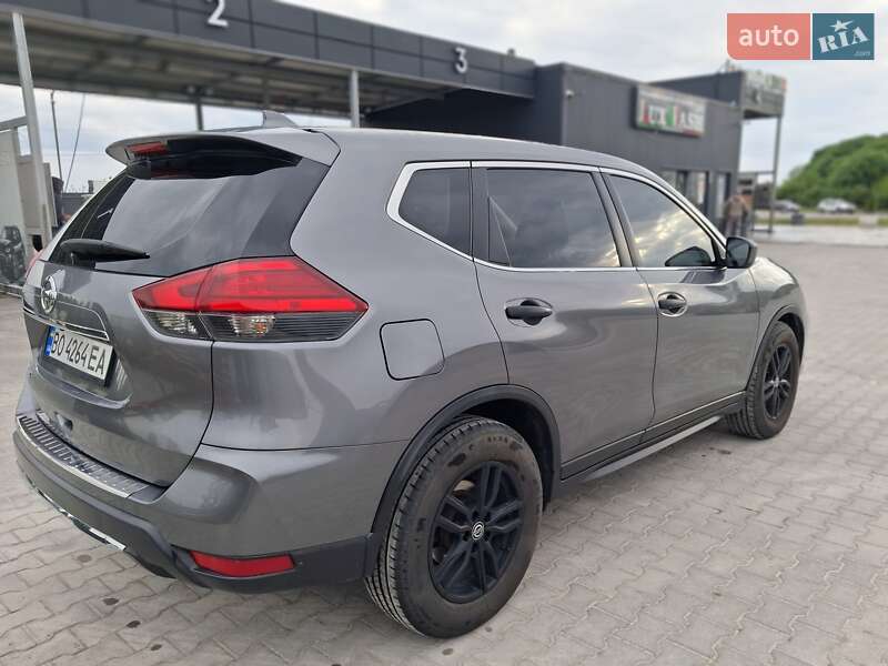 Позашляховик / Кросовер Nissan Rogue 2017 в Тернополі фото 5 Позашляховик / Кросовер Nissan Rogue 2017 в Тернополі