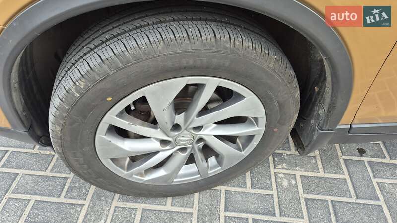 Позашляховик / Кросовер Nissan Rogue 2014 в Кропивницькому