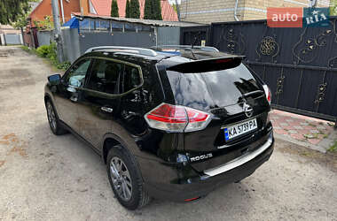 Позашляховик / Кросовер Nissan Rogue 2016 в 