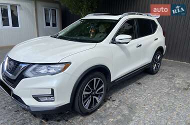 Внедорожник / Кроссовер Nissan Rogue 2018 в Киеве