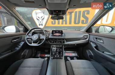 Внедорожник / Кроссовер Nissan Rogue 2023 в 
