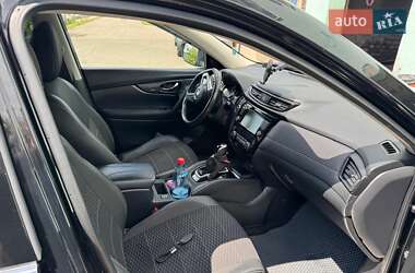 Позашляховик / Кросовер Nissan Rogue 2019 в 