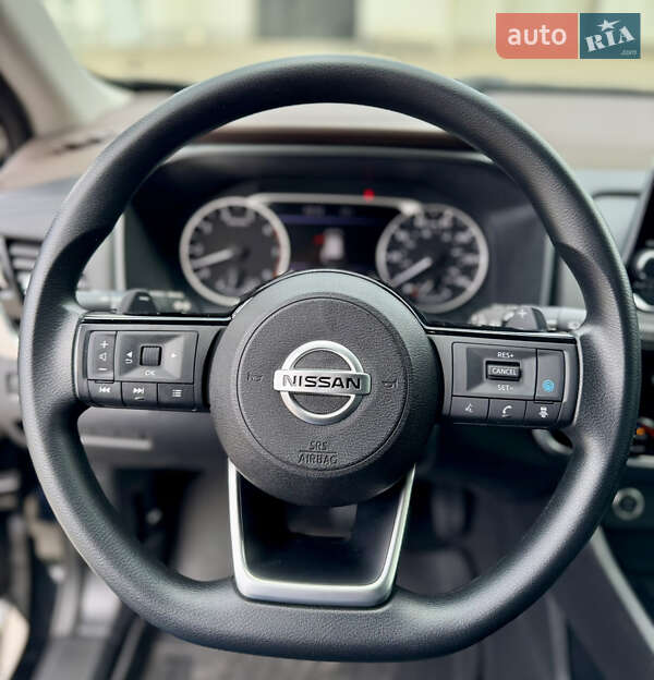 Внедорожник / Кроссовер Nissan Rogue 2022 в Запорожье