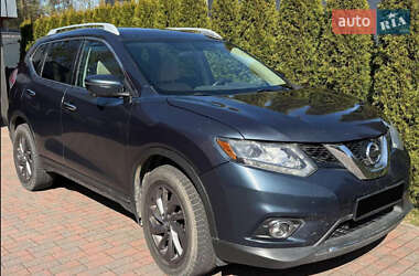 Внедорожник / Кроссовер Nissan Rogue 2015 в Ивано-Франковске