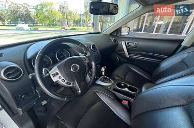 Внедорожник / Кроссовер Nissan Rogue 2008 в 