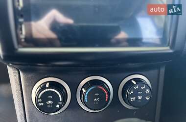 Внедорожник / Кроссовер Nissan Rogue 2008 в 