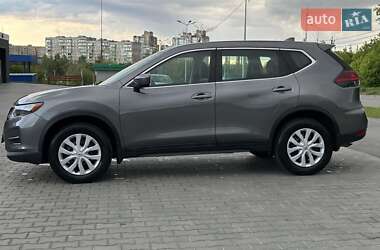 Позашляховик / Кросовер Nissan Rogue 2018 в 
