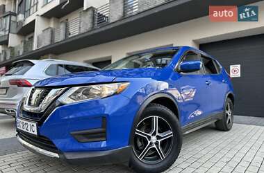 Внедорожник / Кроссовер Nissan Rogue 2017 в Хмельницком