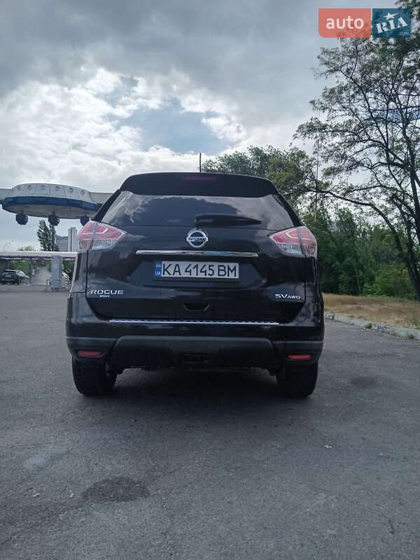 Позашляховик / Кросовер Nissan Rogue 2016 в Києві
