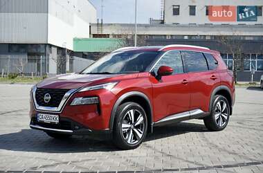 Позашляховик / Кросовер Nissan Rogue 2020 в 