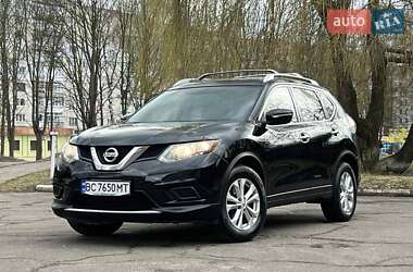 Позашляховик / Кросовер Nissan Rogue 2015 в Львові
