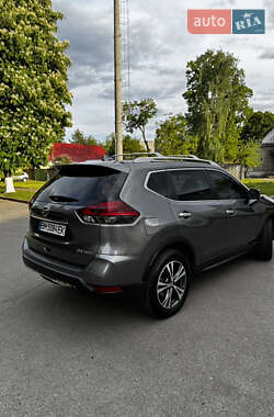 Внедорожник / Кроссовер Nissan Rogue 2019 в 
