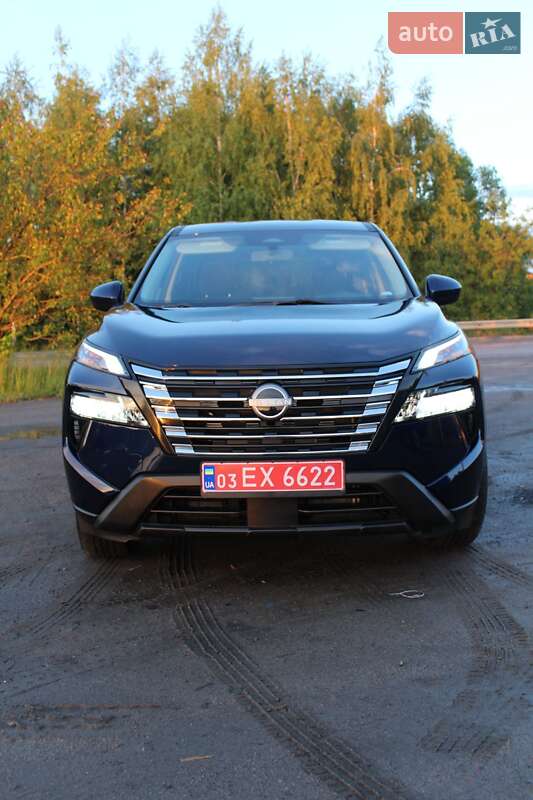 Позашляховик / Кросовер Nissan Rogue 2024 в Рівному