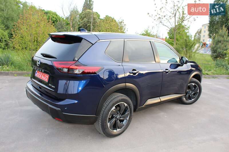 Позашляховик / Кросовер Nissan Rogue 2024 в Рівному