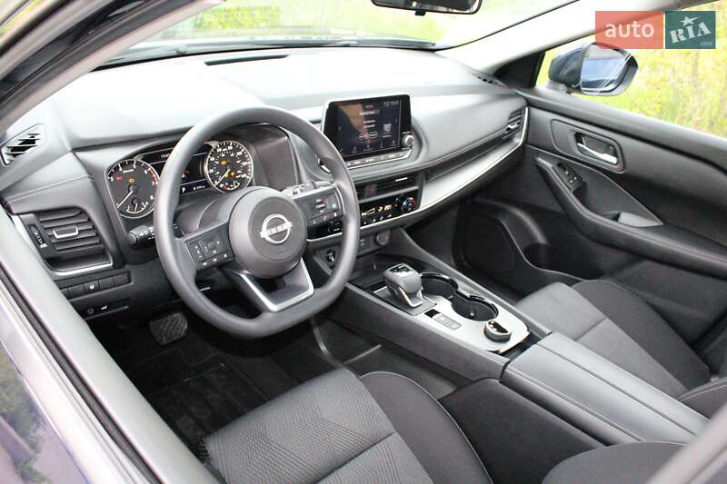 Позашляховик / Кросовер Nissan Rogue 2024 в Рівному