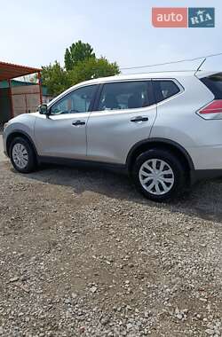 Позашляховик / Кросовер Nissan Rogue 2016 в Балаклії