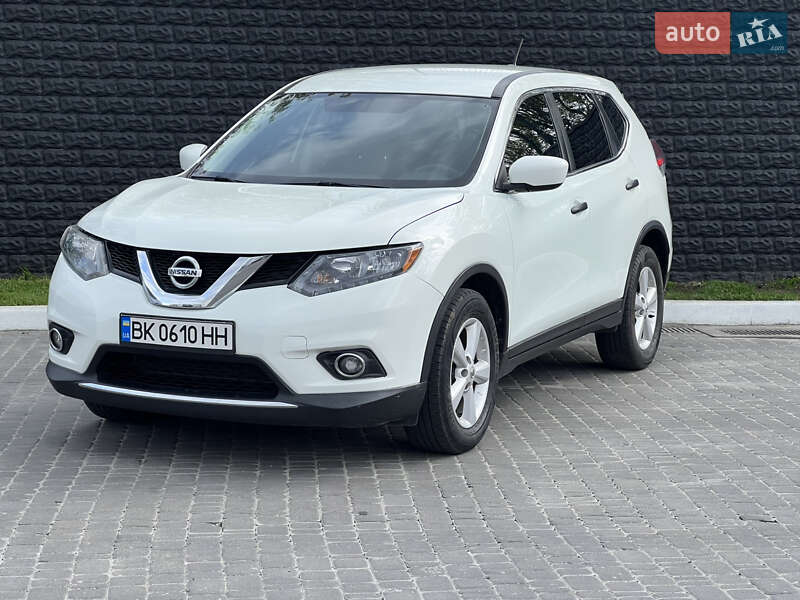 Позашляховик / Кросовер Nissan Rogue 2016 в Рівному