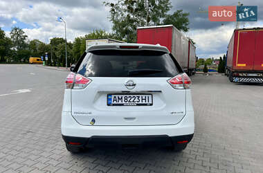 Внедорожник / Кроссовер Nissan Rogue 2016 в 