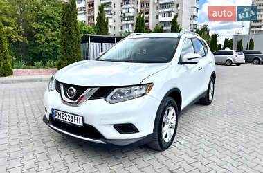 Внедорожник / Кроссовер Nissan Rogue 2016 в 