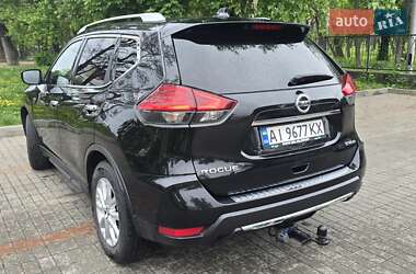 Позашляховик / Кросовер Nissan Rogue 2017 в 