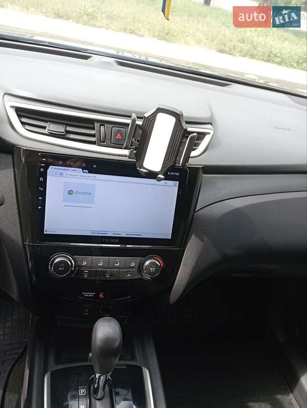 Внедорожник / Кроссовер Nissan Rogue 2016 в Полтаве