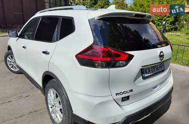 Внедорожник / Кроссовер Nissan Rogue 2019 в 