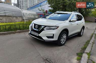 Внедорожник / Кроссовер Nissan Rogue 2019 в 