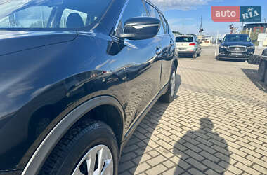 Внедорожник / Кроссовер Nissan Rogue 2015 в 
