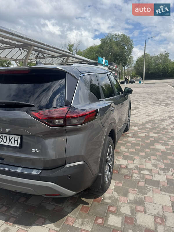 Позашляховик / Кросовер Nissan Rogue 2022 в Запоріжжі