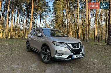 Внедорожник / Кроссовер Nissan Rogue 2017 в Белой Церкви