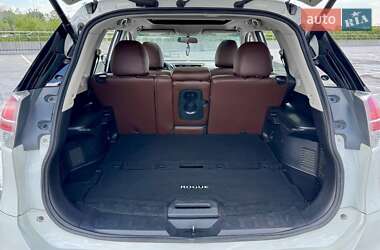 Позашляховик / Кросовер Nissan Rogue 2015 в 