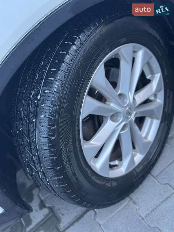 Nissan Rogue 2016