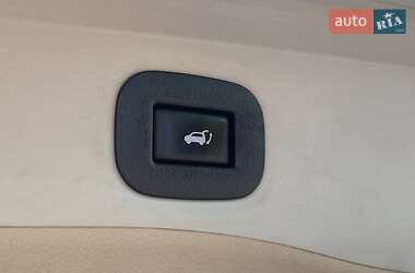 Позашляховик / Кросовер Nissan Rogue 2017 в 
