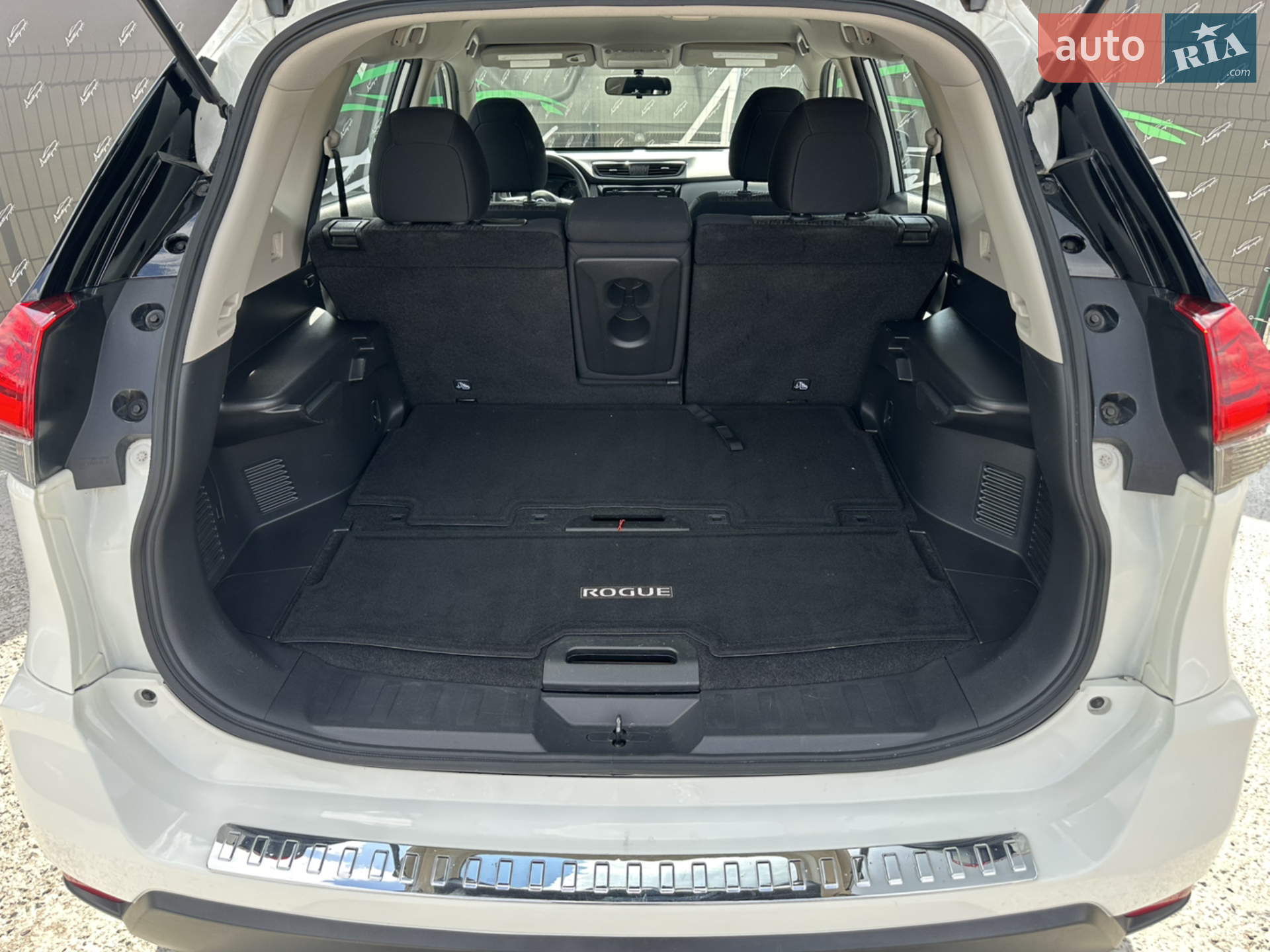 2016 Nissan Rogue - мініатюра 28