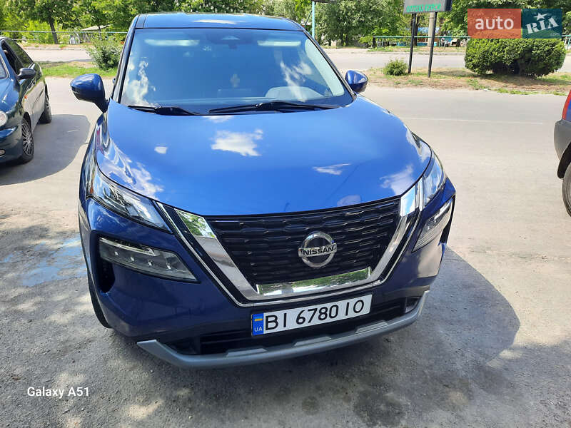 Внедорожник / Кроссовер Nissan Rogue 2021 в 