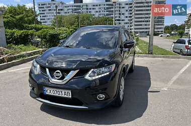 Позашляховик / Кросовер Nissan Rogue 2014 в Харкові
