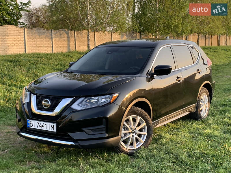 Внедорожник / Кроссовер Nissan Rogue 2019 в 
