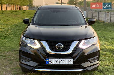 Внедорожник / Кроссовер Nissan Rogue 2019 в 