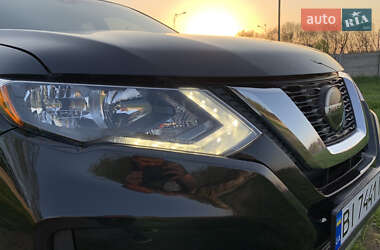 Внедорожник / Кроссовер Nissan Rogue 2019 в 