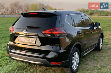 Внедорожник / Кроссовер Nissan Rogue 2019 в 